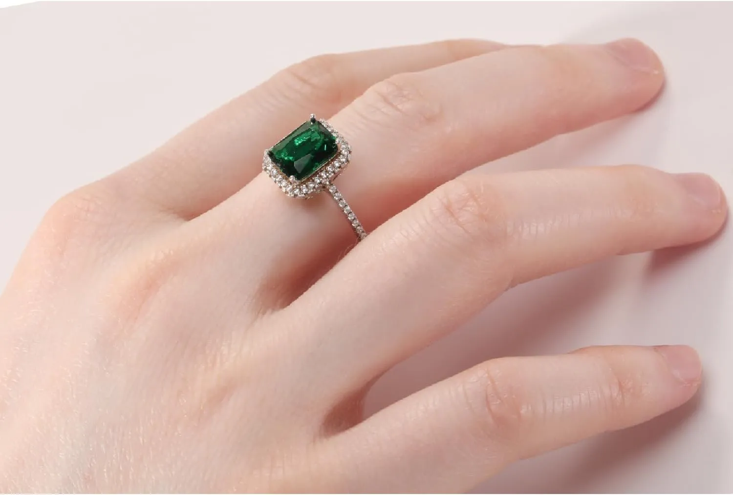 3.6ct 8x6mm Created Green Simulated Emerald Rings 925 Sterling Silver Engagement Ring for Women May Birthstone Rings Paved Cubic Zirconia Wedding Rings Size 5-10