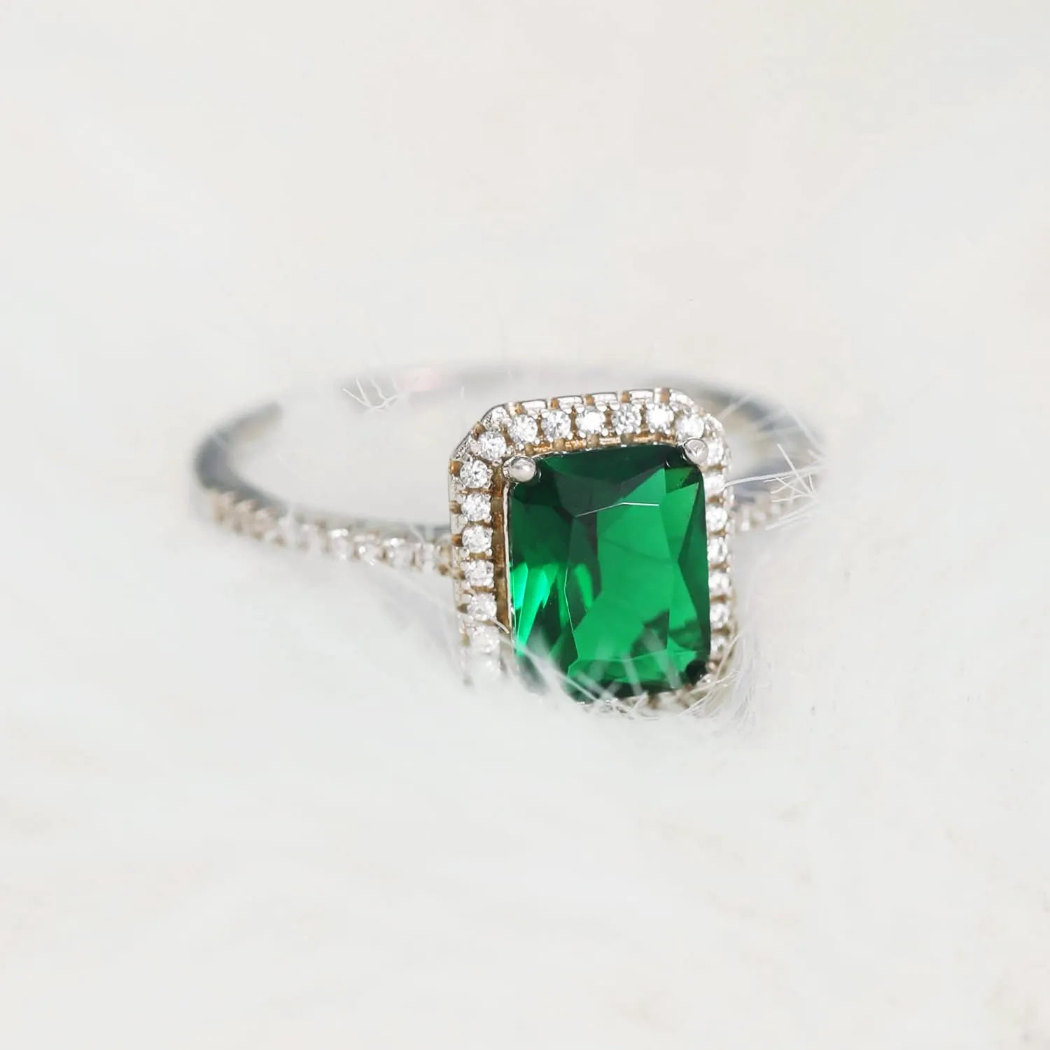 3.6ct 8x6mm Created Green Simulated Emerald Rings 925 Sterling Silver Engagement Ring for Women May Birthstone Rings Paved Cubic Zirconia Wedding Rings Size 5-10
