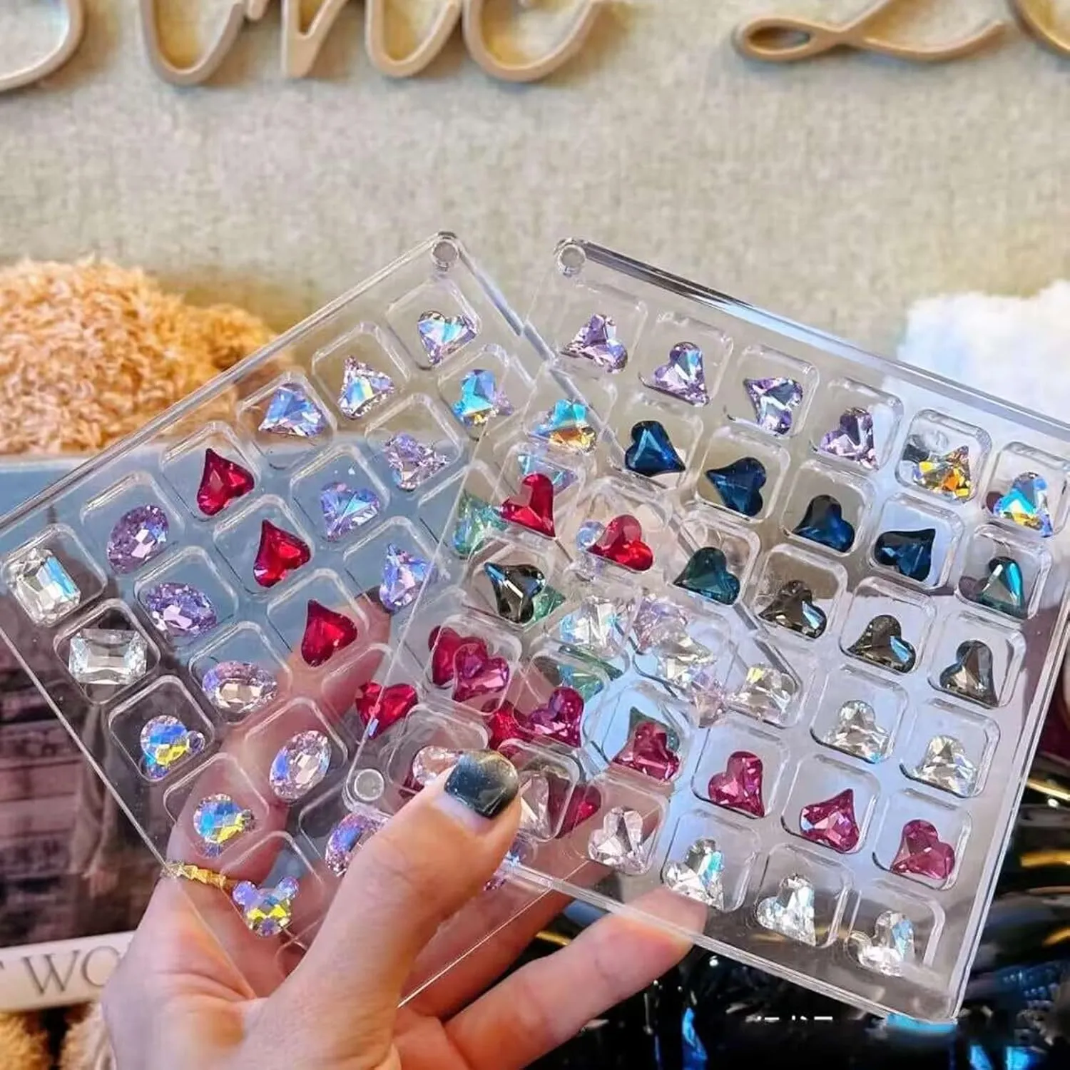 Acrylic Magnetic Seashell Display Box,Clear Organizer Box Container Craft Storage for Beads,nails,jewelrys,Gemstones,Seashell