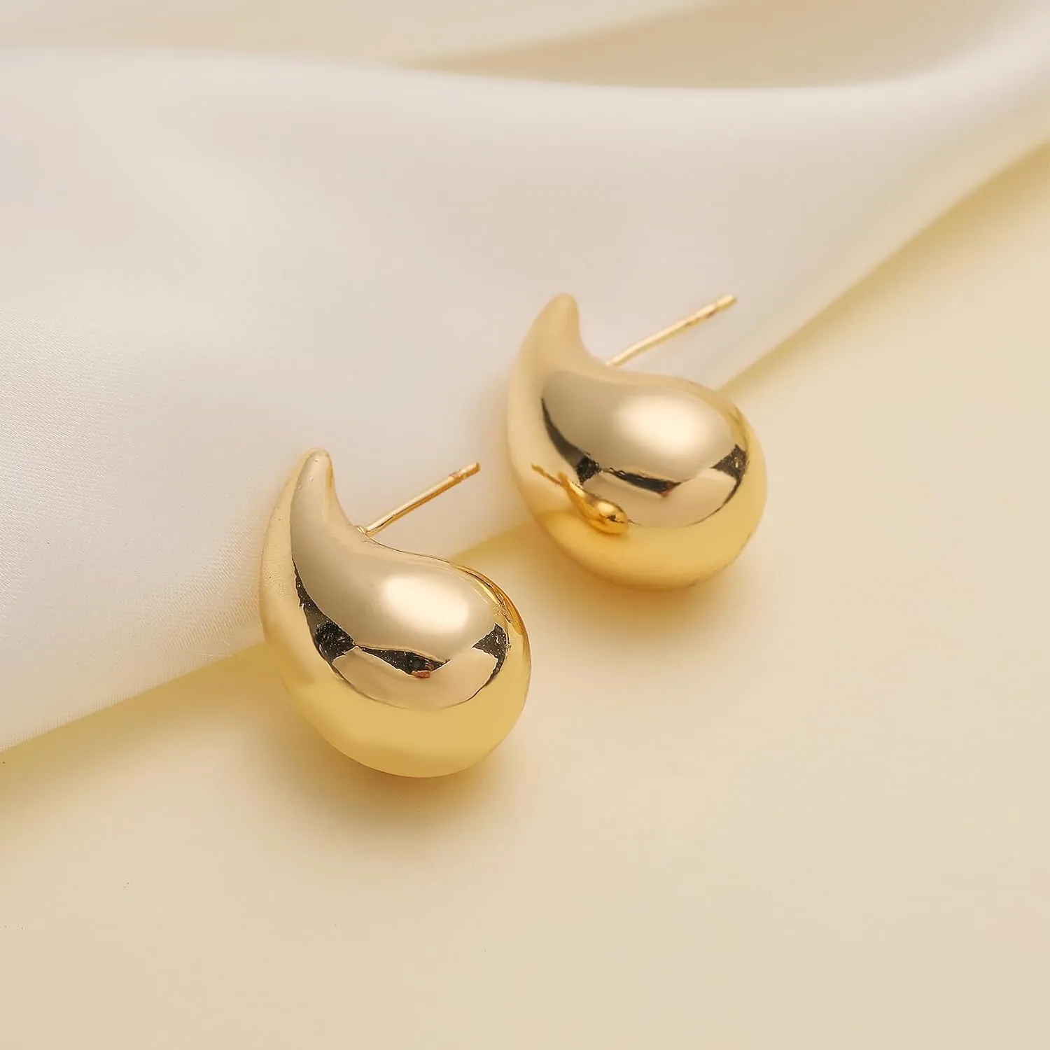 Apsvo Chunky Gold Hoop Earrings for Women, Dupes Earrings Lightweight Waterdrop Hollow Open Hoops, Hypoallergenic Gold Plated Earrings Fashion Jewelry