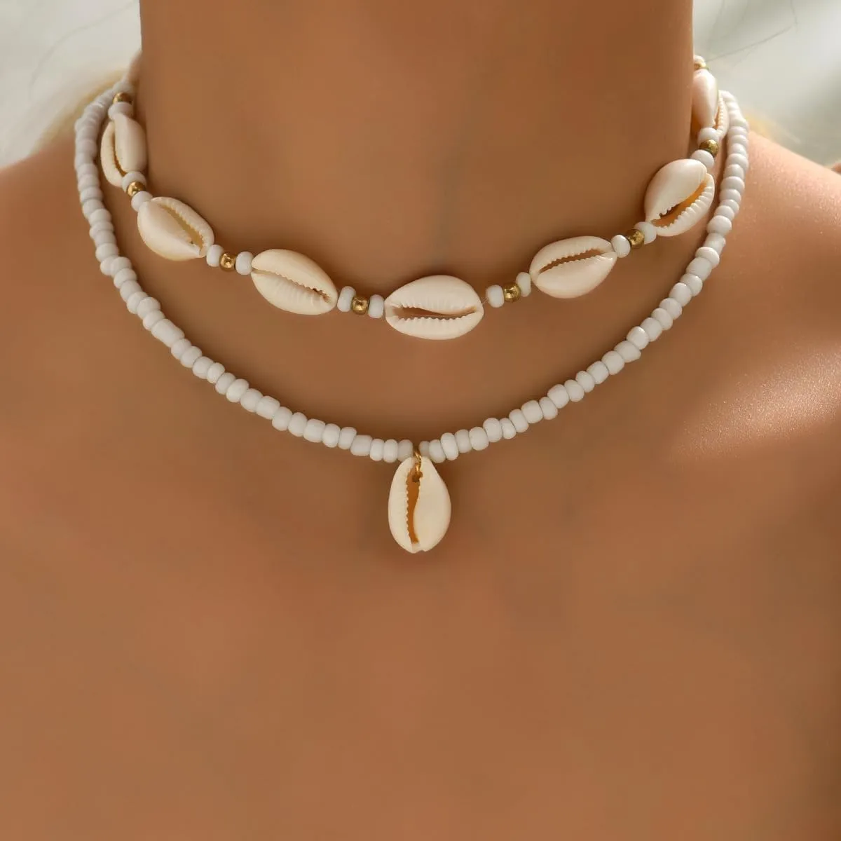 Bethynas Layered Seashell Pendant Choker Necklace Boho Conch Rainbow Bead Surfer Neck Chain Summer Beach Hawaiian Cowrie Rope Neck Jewelry for Women