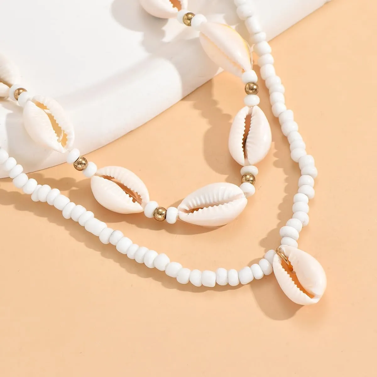Bethynas Layered Seashell Pendant Choker Necklace Boho Conch Rainbow Bead Surfer Neck Chain Summer Beach Hawaiian Cowrie Rope Neck Jewelry for Women