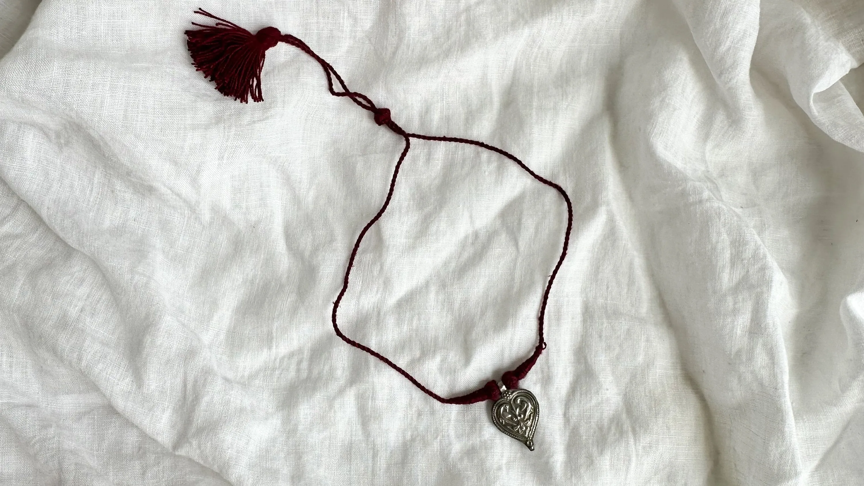 Birds Amulet Necklace. Antique. India. Sterling Silver. 1070.