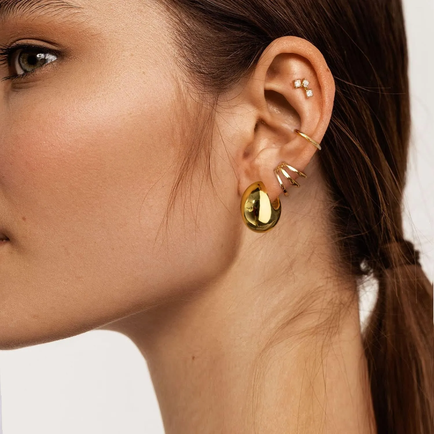 Chunky Gold Hoop Earrings for Women, Lightweight Drop Hoops Earrings with 18K Real Gold Plated, Hypoallergenic Trendy Jewelry for Women