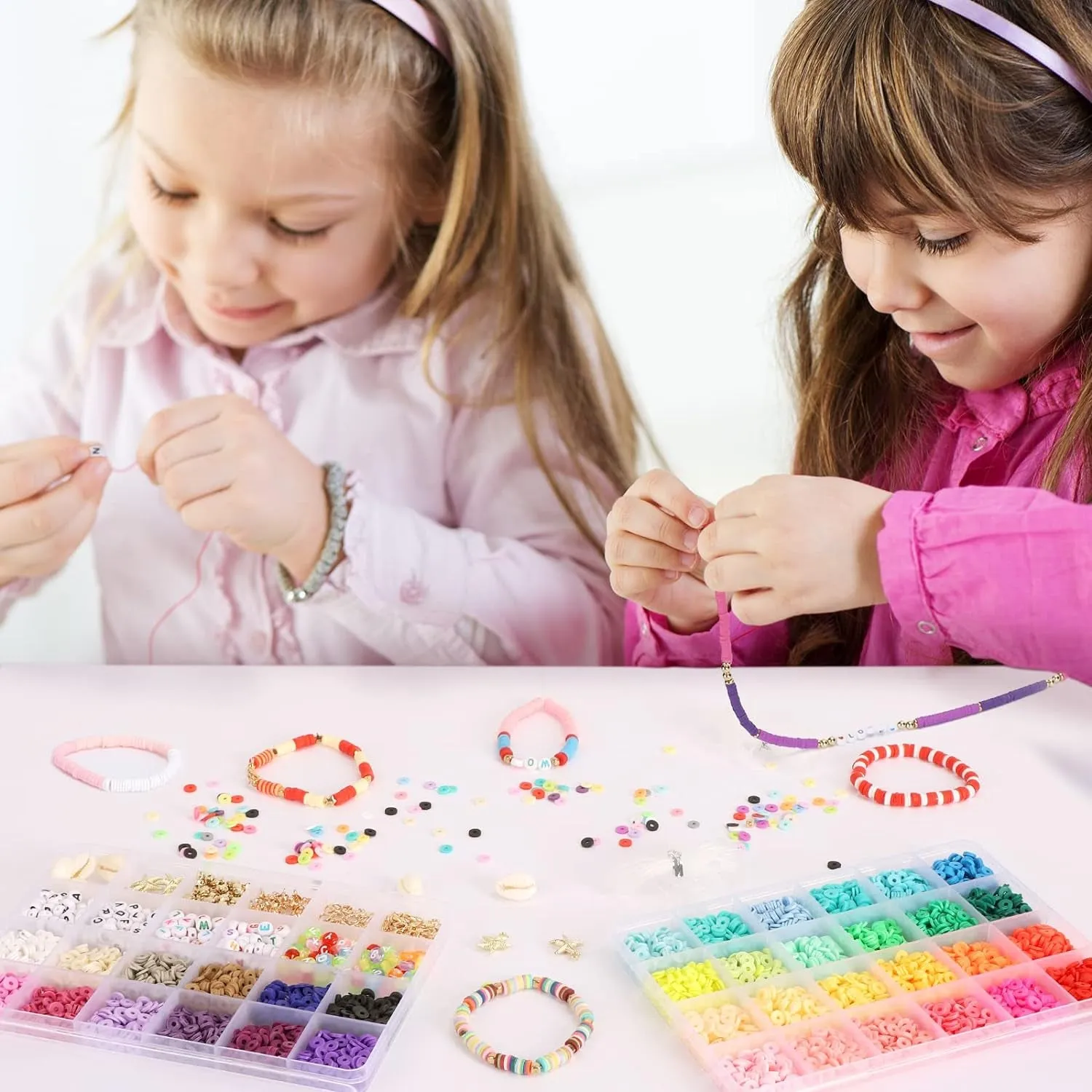 Clay Heishi Beads Bracelet Making Kit for Beginners, 5000Pcs 36 Colors Polymer Flat round Clay Beads Kit with 240Pcs Letter Beads, Pendant Charms and Elastic Strings for Crafts