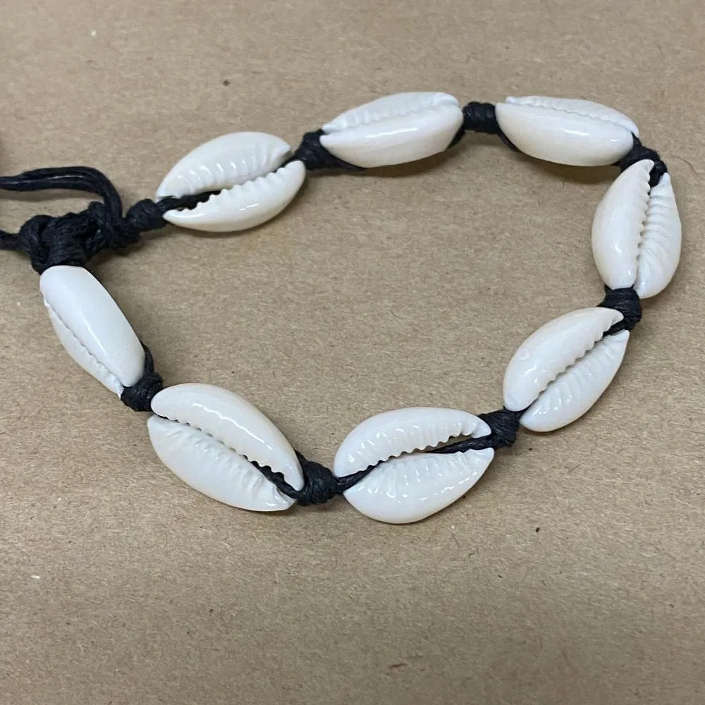 Cowrie Shell Bracelet (1) - Small - Black