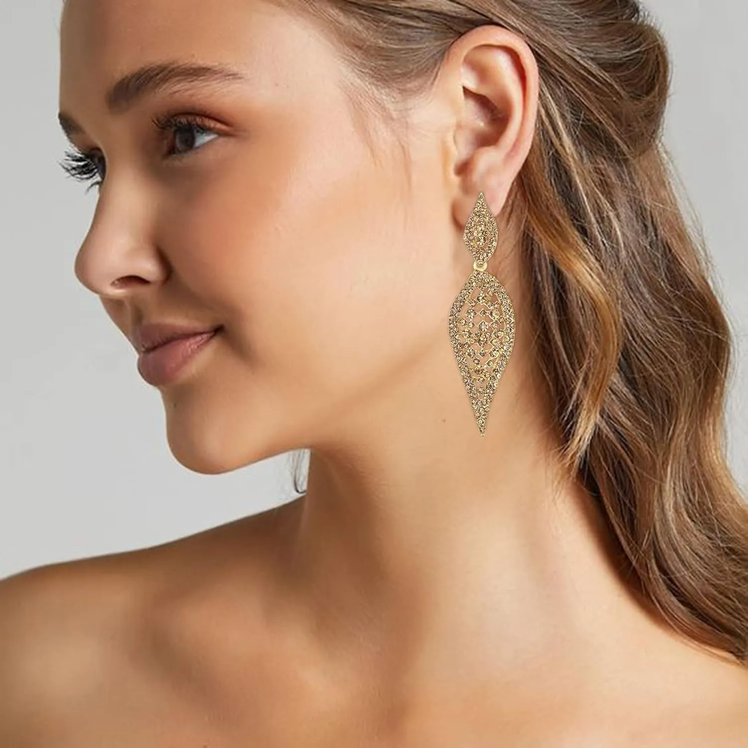 EVER FAITH Costume Party Jewelry 2 Leaf Round Crystal Hollow-out Pierced Chandelier Dangle Earrings for Women