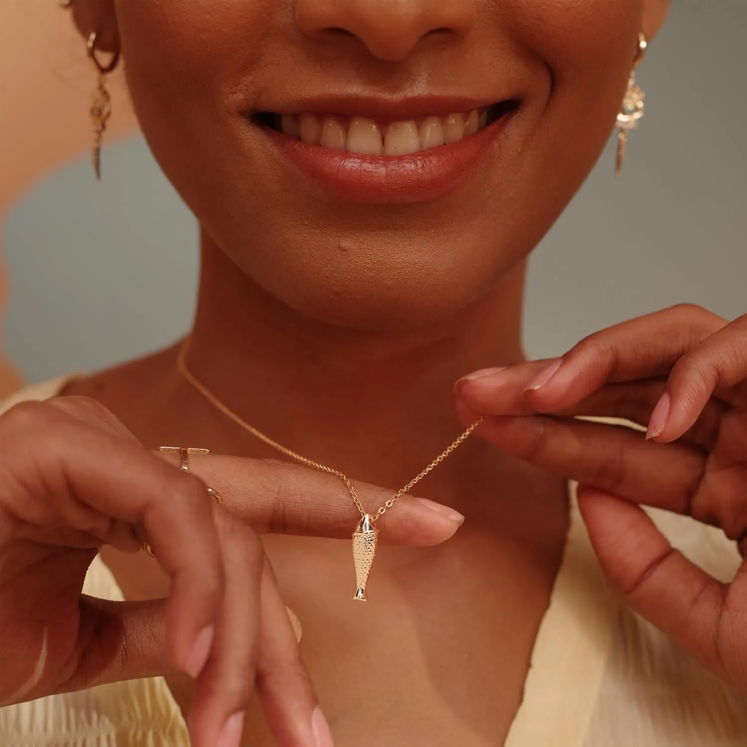 Fettero Animal Necklaces for Women Gold Plated Necklace Butterfly Bird Cat Elephant Snake Bull Pendant Necklace Dainty Chain 14K Gold Plated Minimalist Simple Cute Jewelry