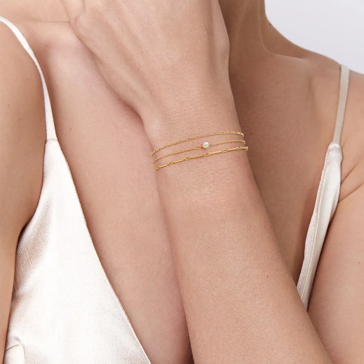 Gold Bracelets for Women,Dainty Gold Cross Bracelet 14K Gold Plated Beaded Bracelets for Women Trendy Bracelet Stack Pearl Bracelet Set Waterproof Chain Bracelet Gold Jewelry for Women Baptism Gifts