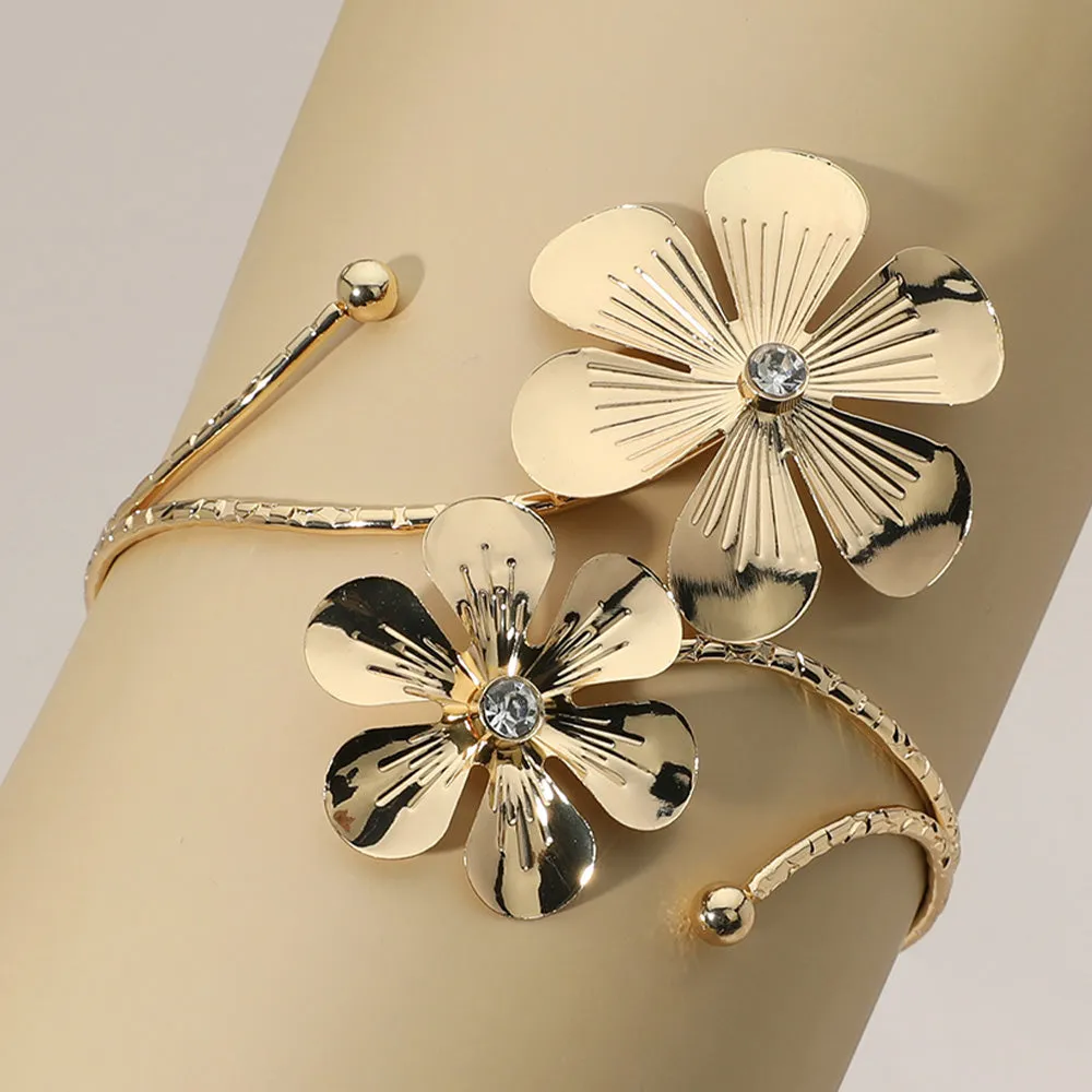 iLLASPARKZ Flower Stem Tip Adjustable Arm Cuff Bracelet