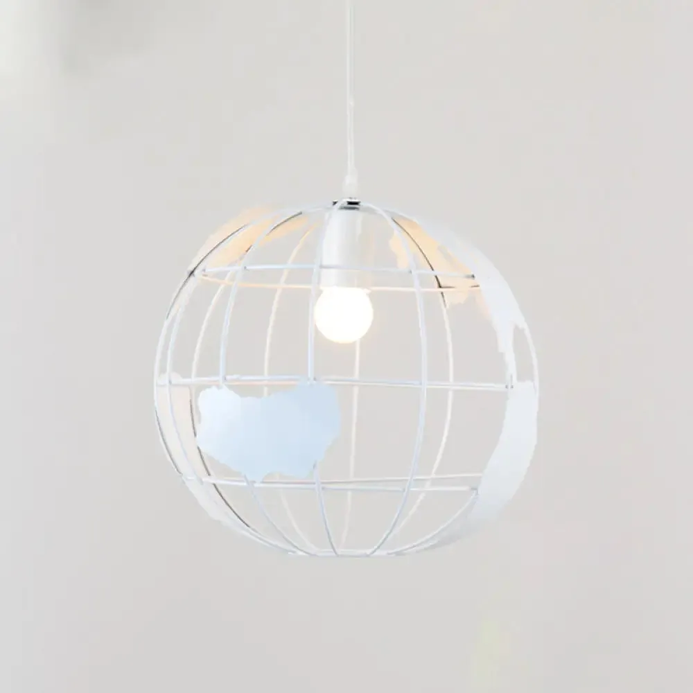 Iron Wireframe Globe Pendant Light - Industrial Ceiling Lamp with 1 Bulb for Restaurants