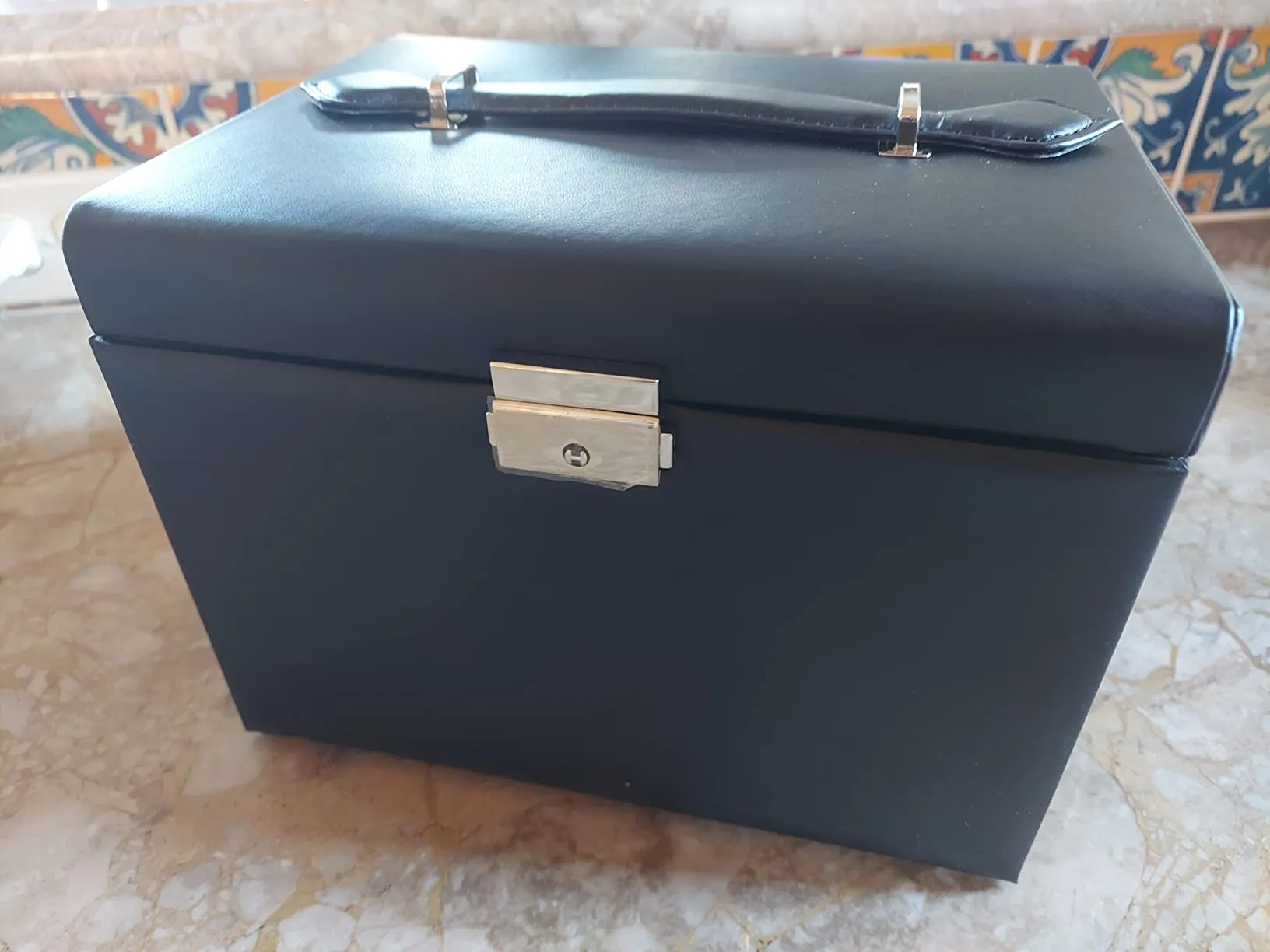 Jewelry Box, Jewelry Organizer 4 Levels, Lockable Jewelry Storage Case with Trays, Velvet Lining