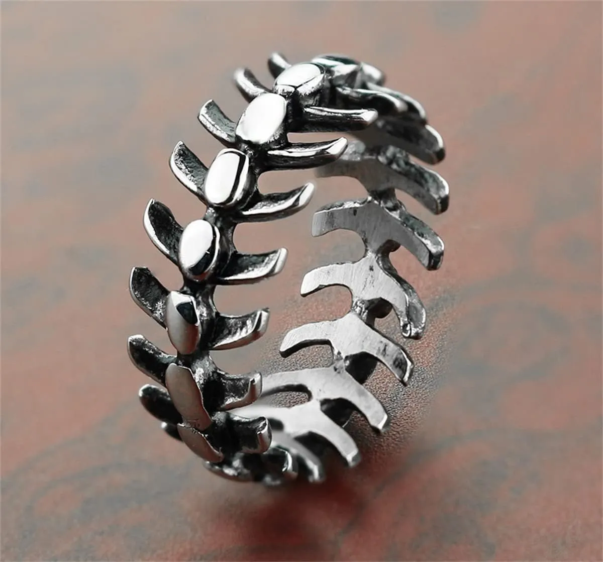 JILIYUPA Silver Goth Punk Ring for Men Women, Skeleton Human Spine Ring, Cool Gothic Ring, Vintage Ring, Knuckle Ring