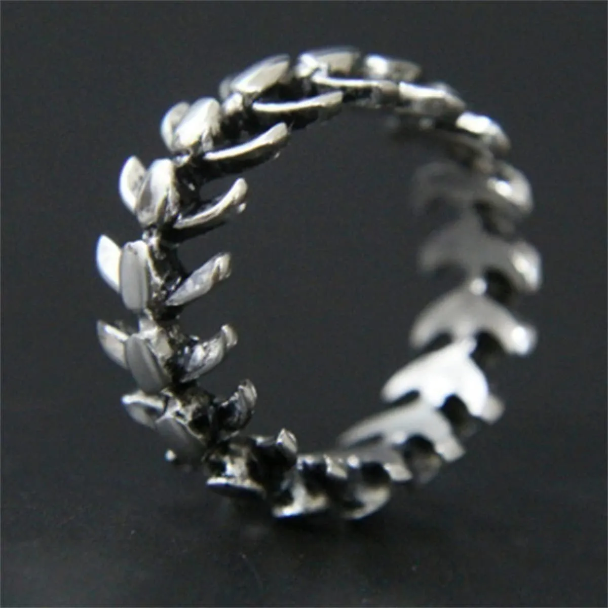 JILIYUPA Silver Goth Punk Ring for Men Women, Skeleton Human Spine Ring, Cool Gothic Ring, Vintage Ring, Knuckle Ring