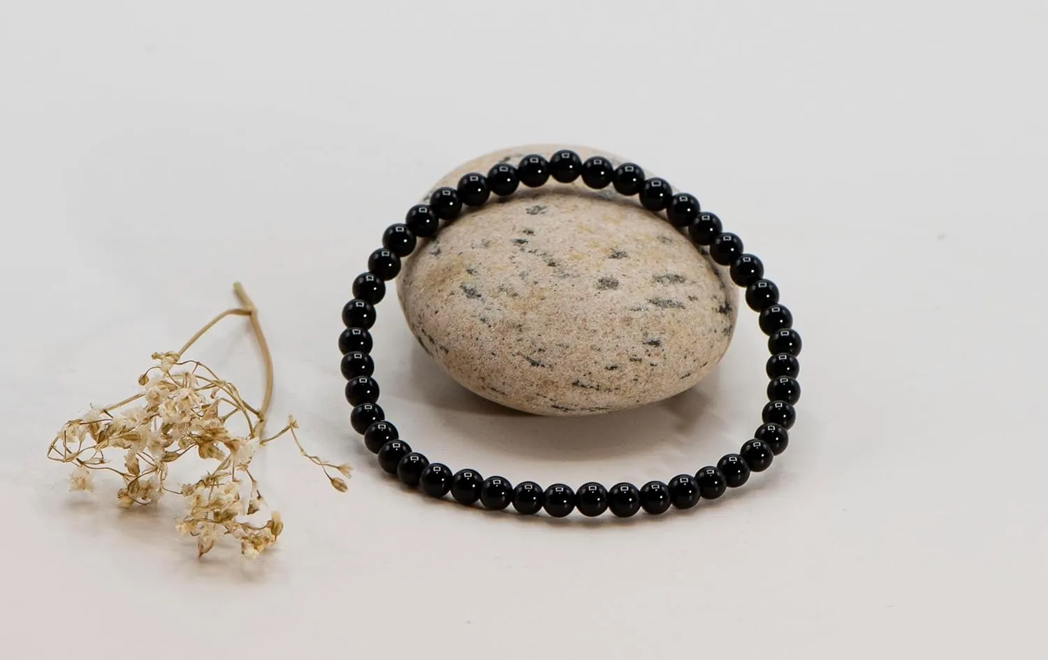 LTC Designs Smooth Round 4mm Black Onyx Stretch Bracelets in Various Sizes (6, 6.5, 7, 7.5, 8 Inches) for Women, Men, Friends and Teens. Perfect for Everyday Wear,Special Occasion Gifts. Protection Stone