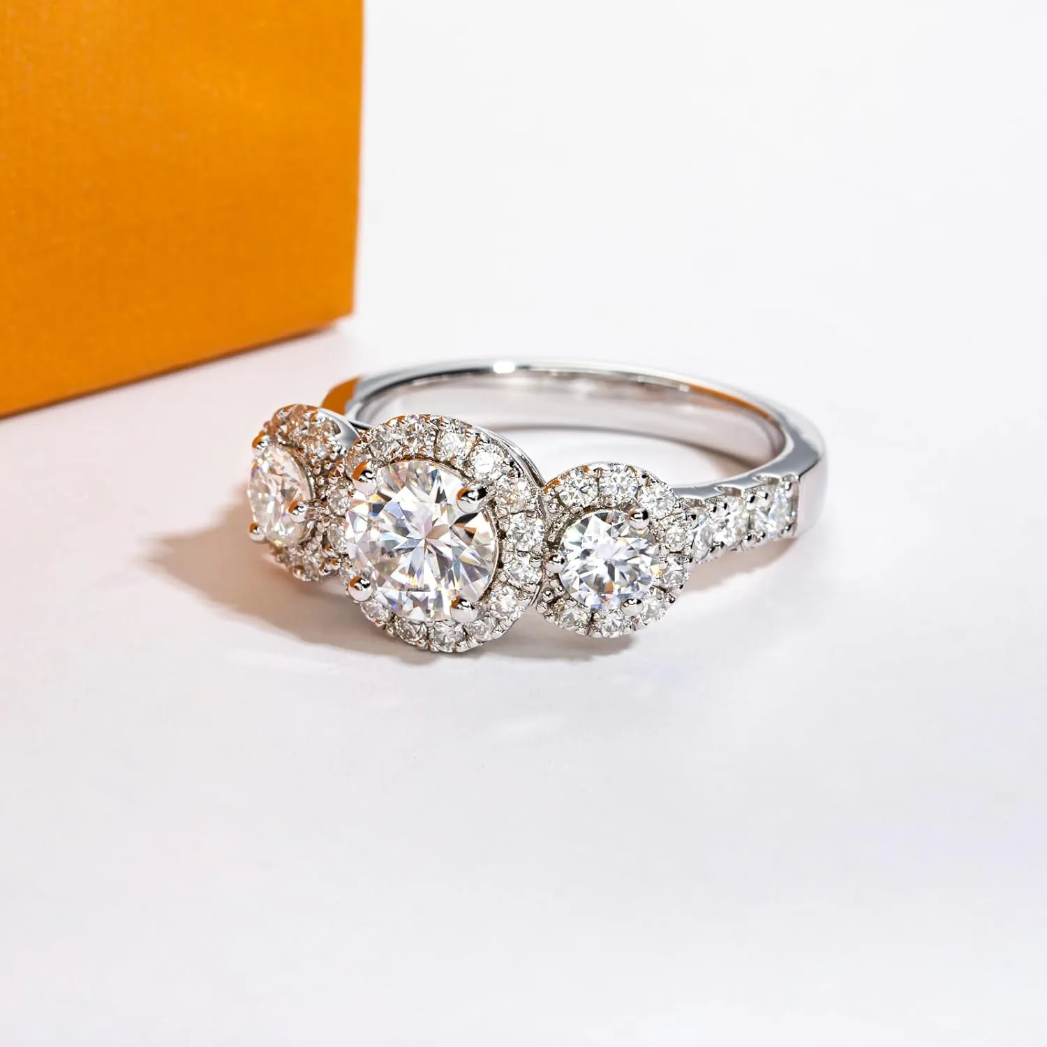 Moissanite Engagement Rings 1.4-2.2cttw D Color VVS1 Clarity Round Brilliant Cut 925 Sterling Silver 3 Stones Anniversary Promise Wedding Rings for Women with Certificate