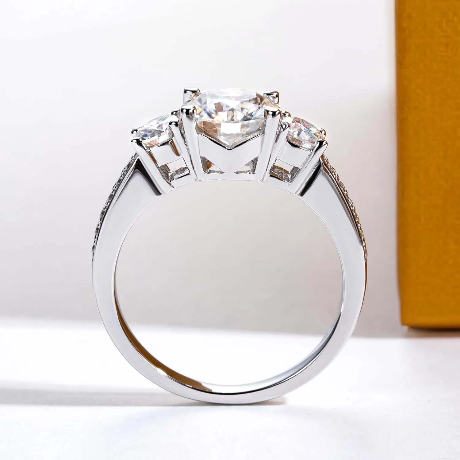 Moissanite Engagement Rings 1.4-2.2cttw D Color VVS1 Clarity Round Brilliant Cut 925 Sterling Silver 3 Stones Anniversary Promise Wedding Rings for Women with Certificate