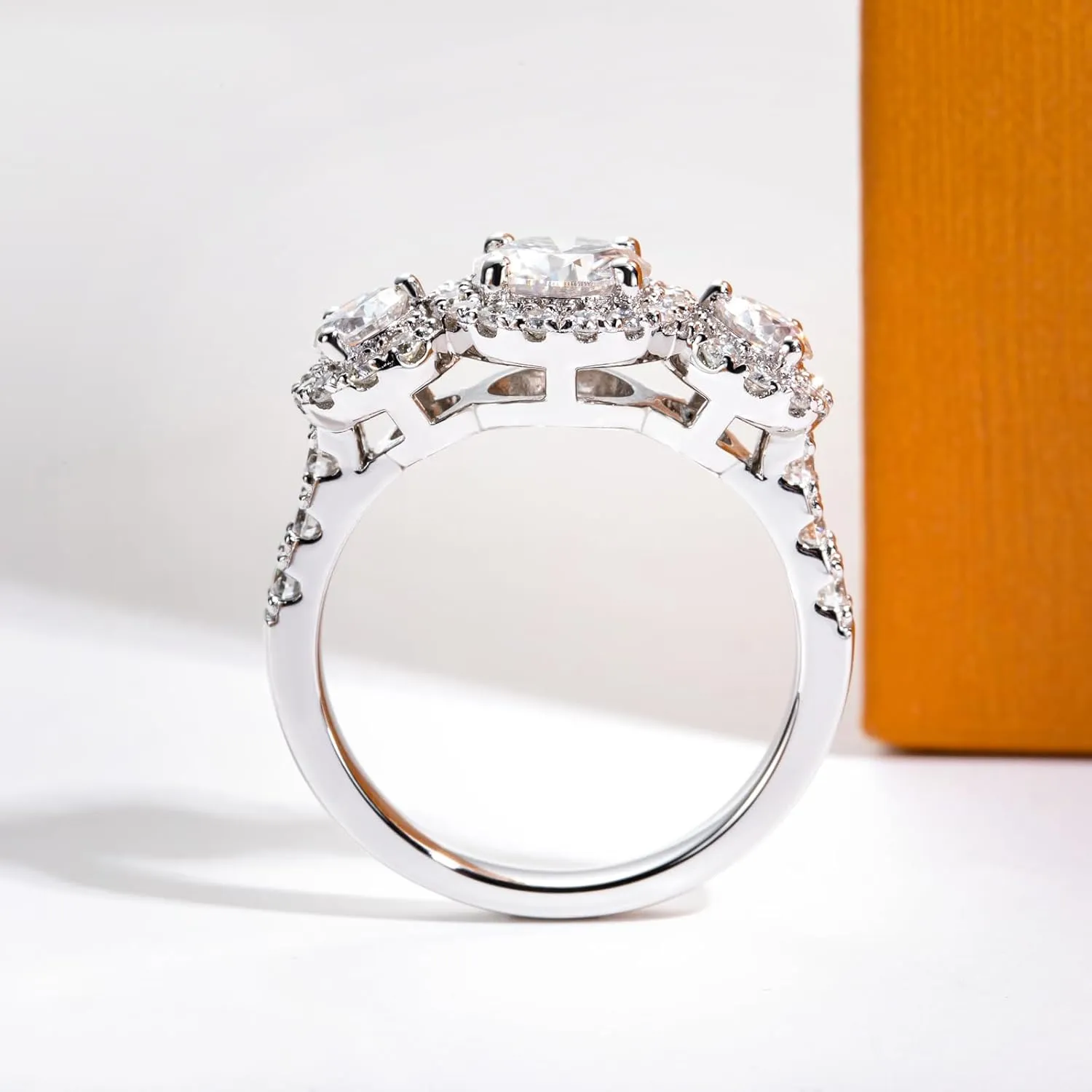 Moissanite Engagement Rings 1.4-2.2cttw D Color VVS1 Clarity Round Brilliant Cut 925 Sterling Silver 3 Stones Anniversary Promise Wedding Rings for Women with Certificate