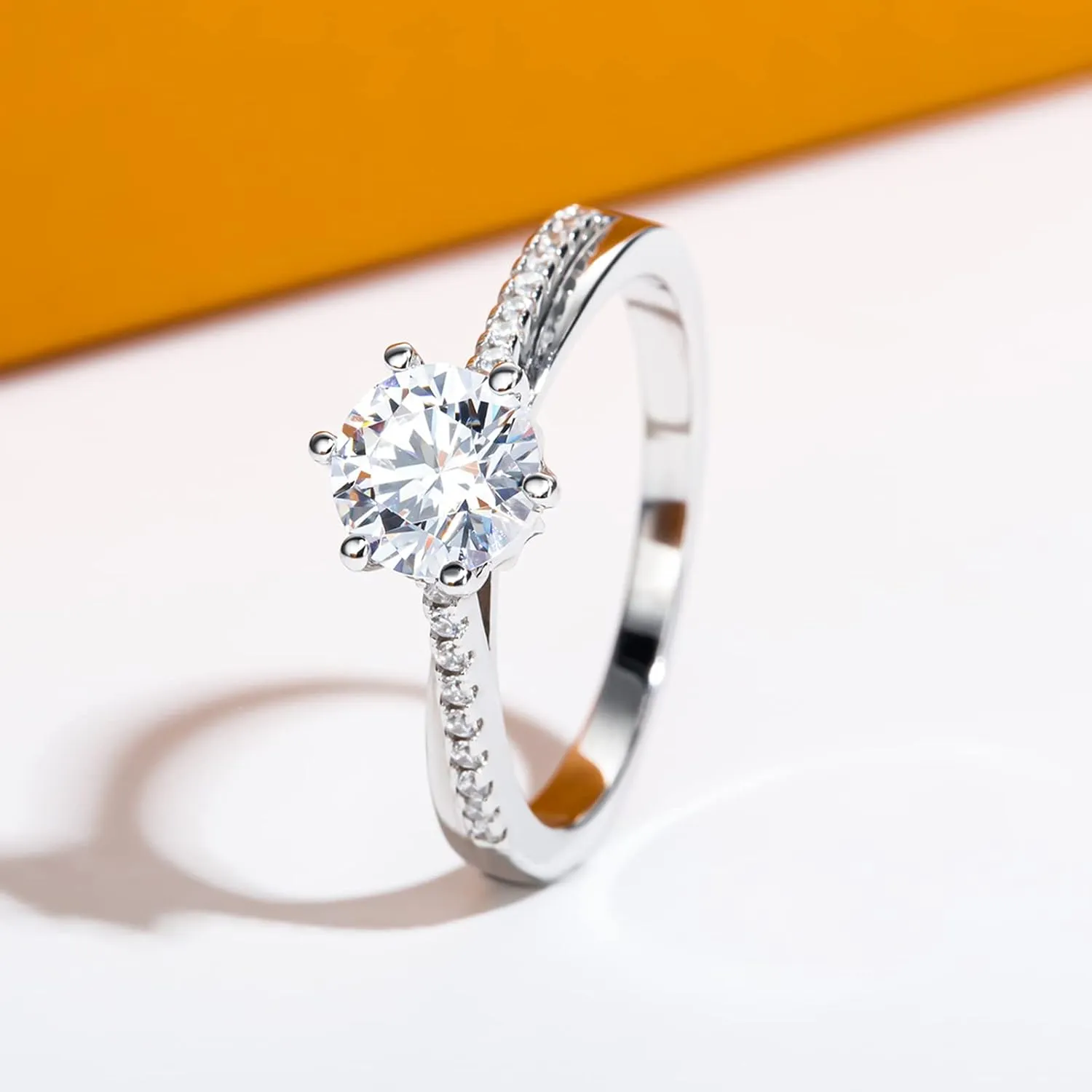 Moissanite Engagement Rings 1ct D Color VVS1 Clarity Round Brilliant Cut S925 Sterling Silver 6 Prong Solitaire Stackable Promise Rings for Women with Certificate