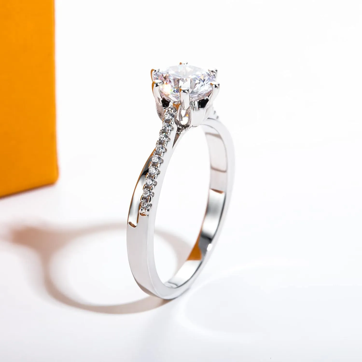 Moissanite Engagement Rings 1ct D Color VVS1 Clarity Round Brilliant Cut S925 Sterling Silver 6 Prong Solitaire Stackable Promise Rings for Women with Certificate