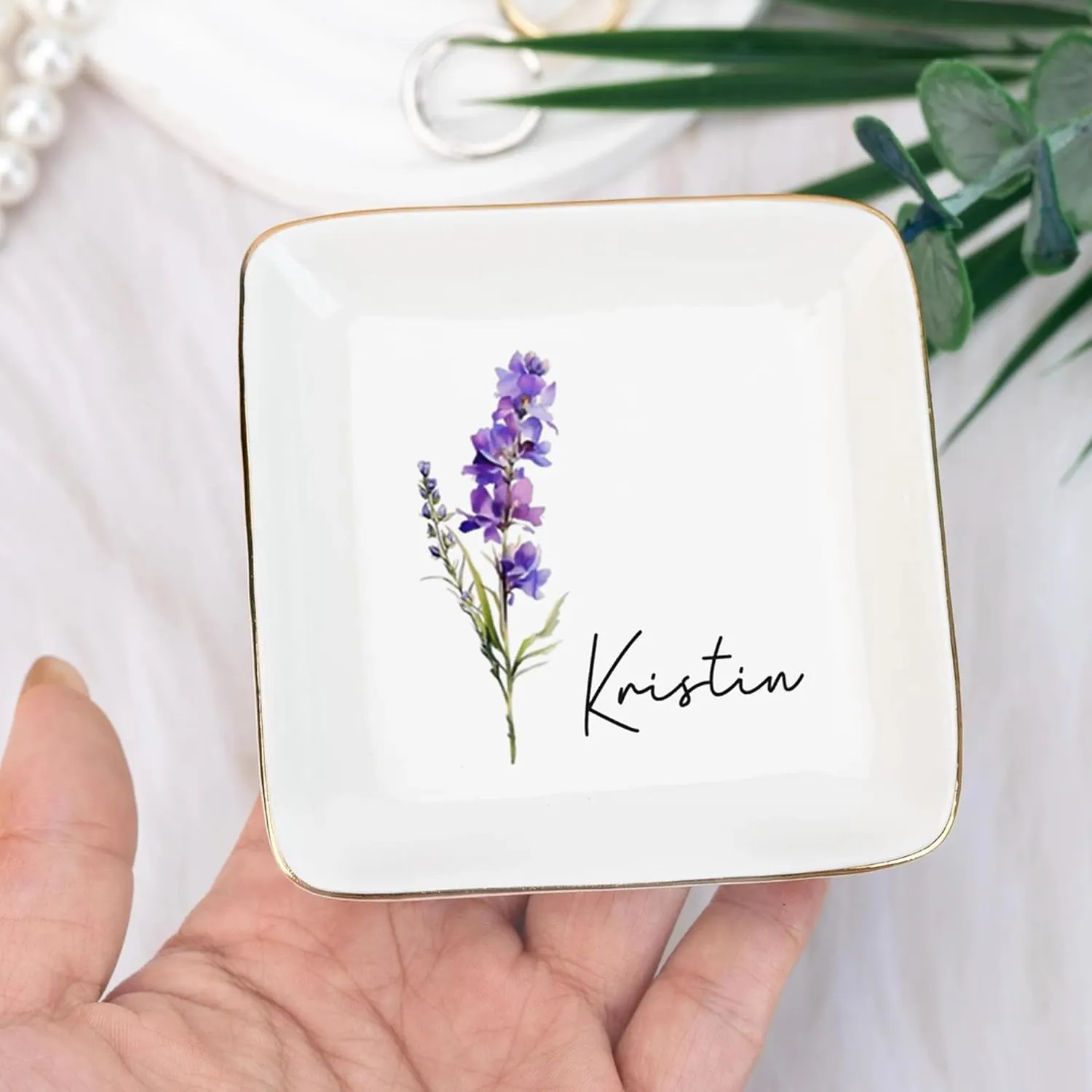 Personalized Birth flower Trinket Dish Name, Custom Ring Dish for Girl Women, Jewelry Dishs - Bridal Shower Gift - Mother's Day Gifts - Bride Gift - Bridesmaid GifT - Daughter Birthday Gifts