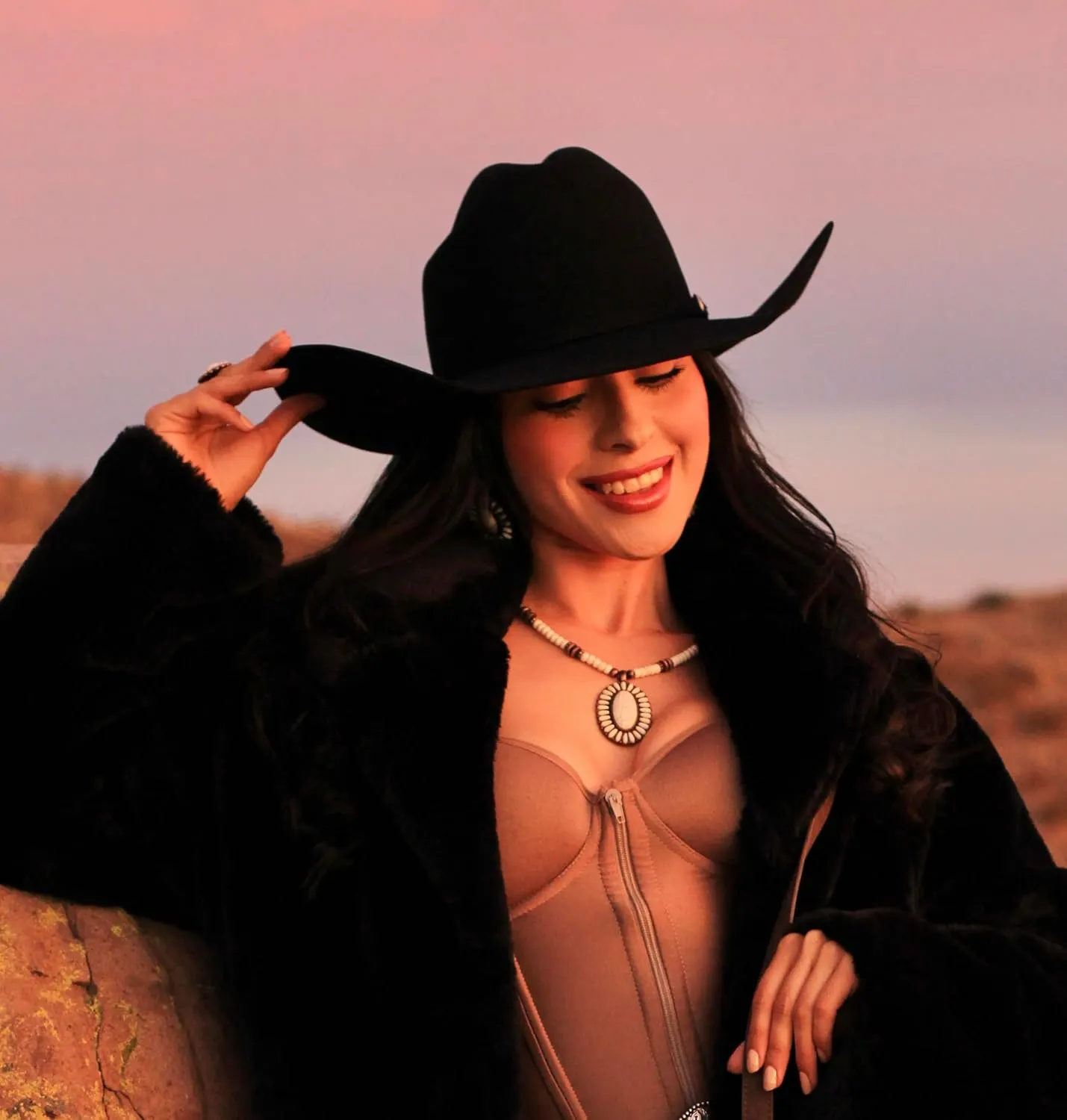 Rustic Couture's Western Jewelry Set for Women Cowgirl Vintage Western Necklace Earring