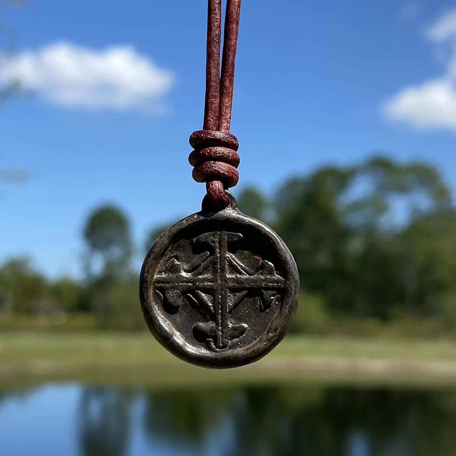 Serenity Prayer Men Necklace - Medallion Rustic, Coin, Silver Cross Charm, Women Gold Pendant, Mens Gifts, God Faith, Religious Jewelry, Catholic Accessories, Best Friend Gift, Mother (Rustic Brown)