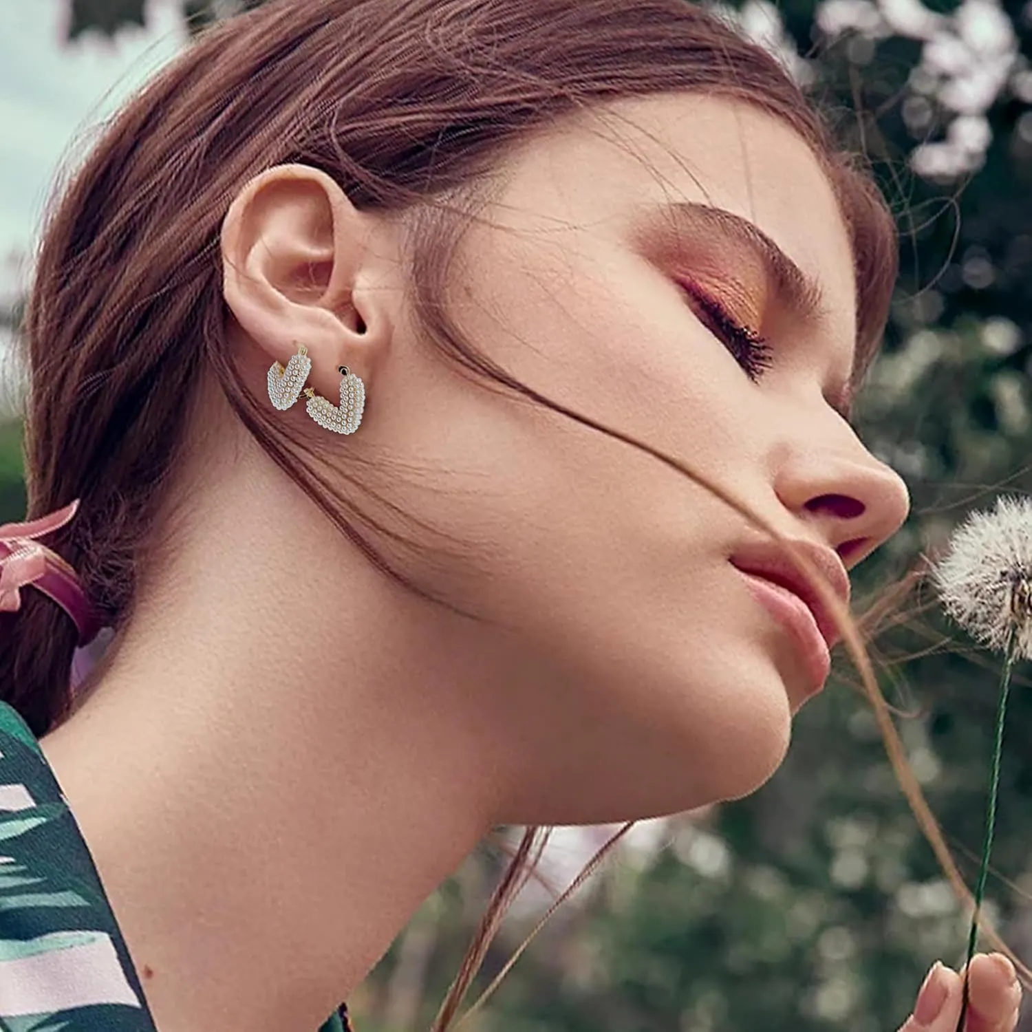 Sonateomber Heart Hoop Earring for Women, Valentine Love Huggie Earing Wedding Prom Hypoallergenic Fashion Jewelry Gift