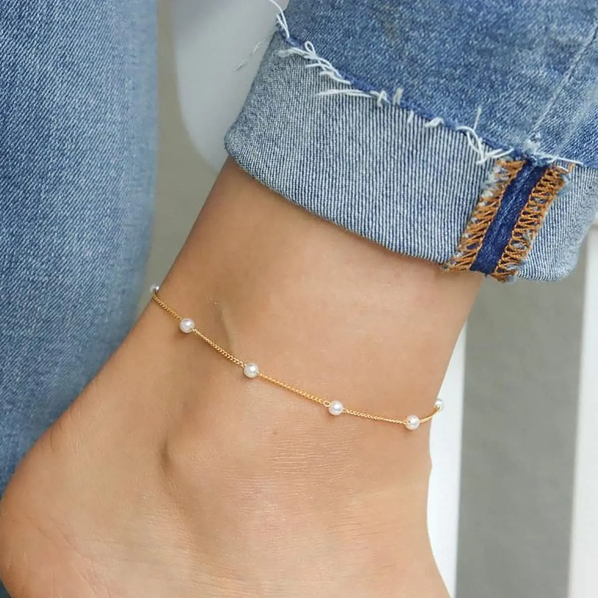 Tasiso 14K Gold Plated Layered Satellite Beads Heart Anklets Layering Rhinestone Cubic Zirconia Ankle Bracelets for Women Minimalist Summer Beach Foot Chain Ankle Jewelry for Her