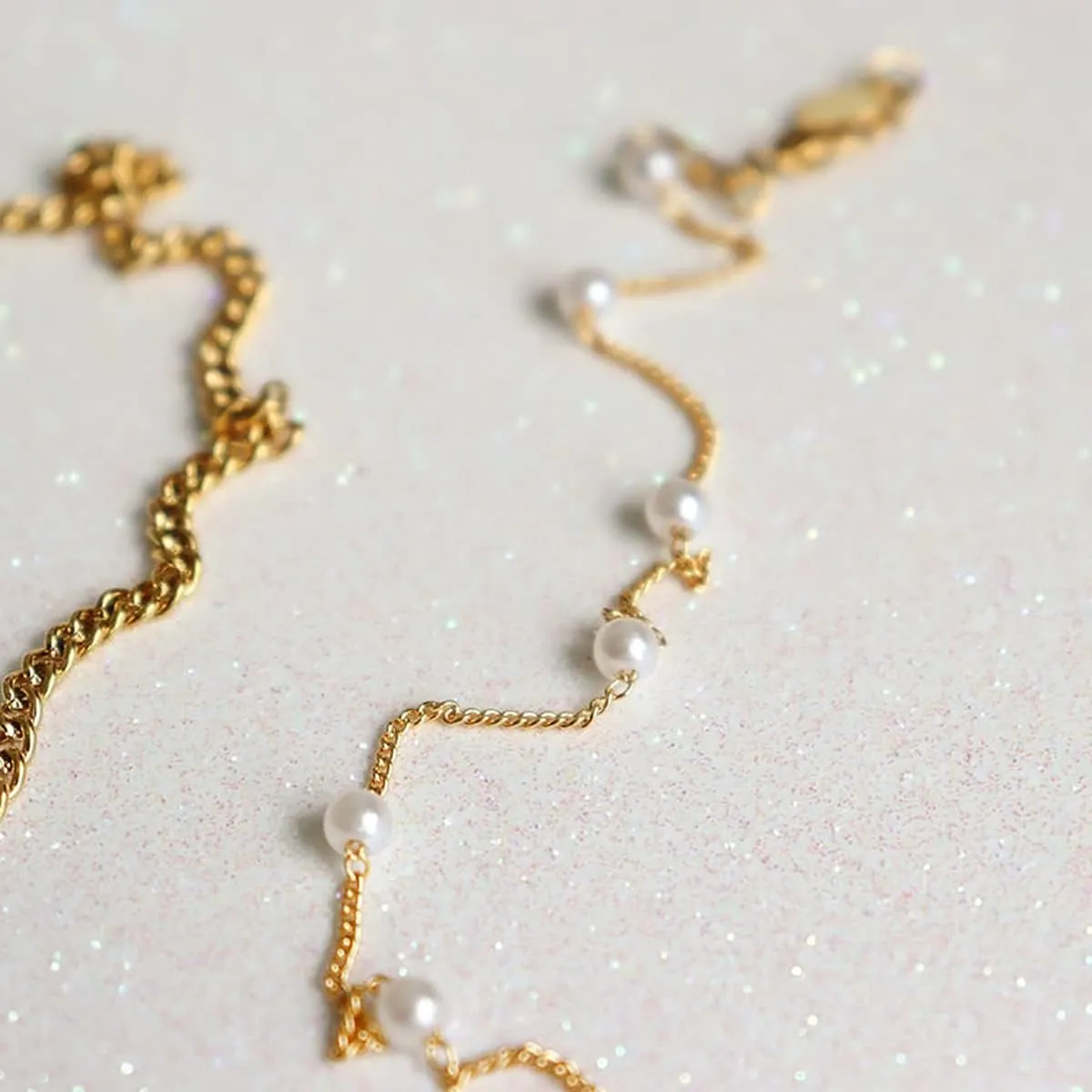 Tasiso 14K Gold Plated Layered Satellite Beads Heart Anklets Layering Rhinestone Cubic Zirconia Ankle Bracelets for Women Minimalist Summer Beach Foot Chain Ankle Jewelry for Her