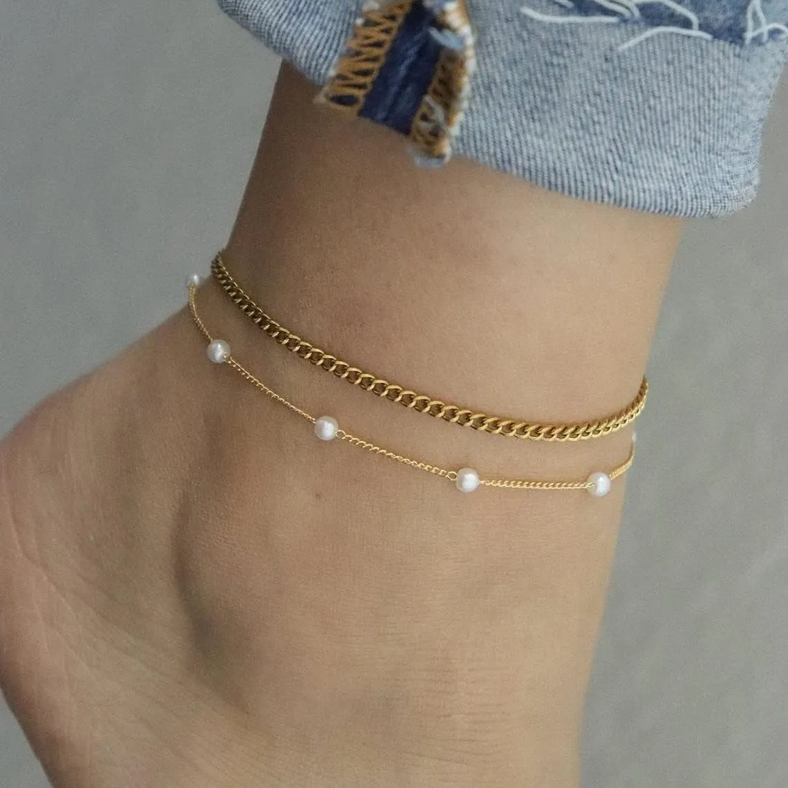 Tasiso 14K Gold Plated Layered Satellite Beads Heart Anklets Layering Rhinestone Cubic Zirconia Ankle Bracelets for Women Minimalist Summer Beach Foot Chain Ankle Jewelry for Her