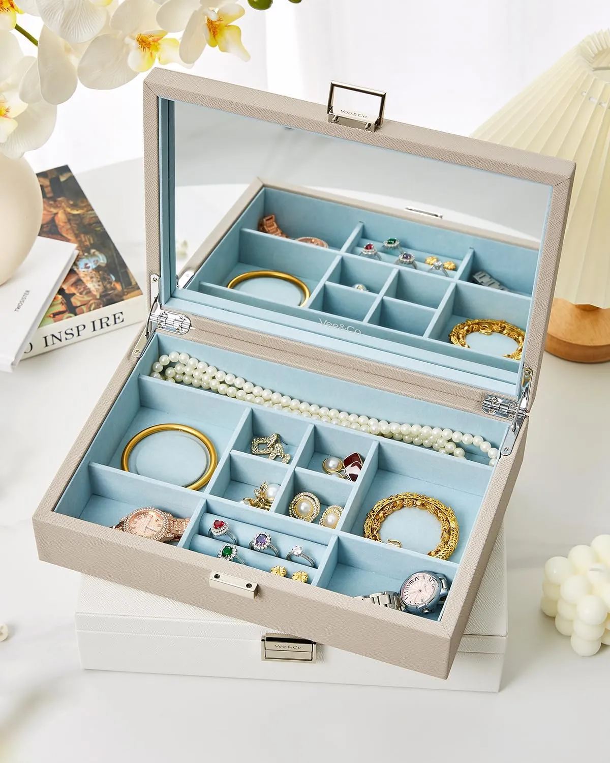Vee Jewelry Box with Lid,Jewelry Organizer with big Mirror,PU Leather Jewelry Storage Display Holder for Necklace Earrings Rings Bracelets,Lockable,Gift for Women Girls(Grey)